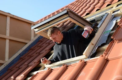 Pose de fenêtres de toit Velux à Norolles